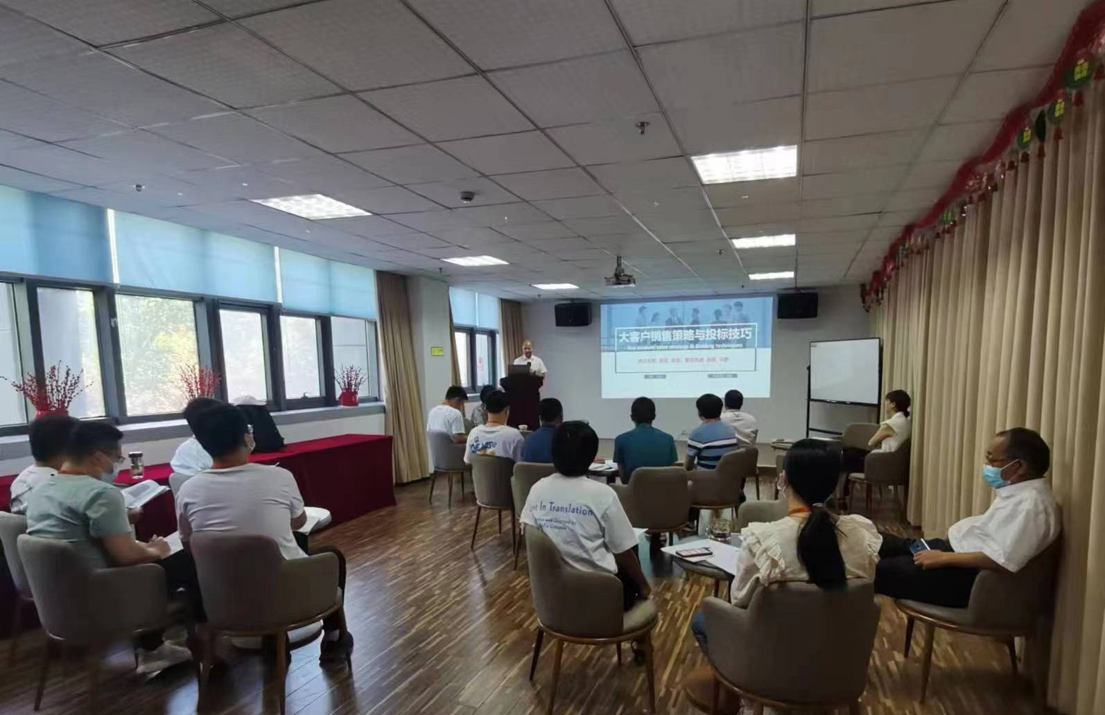 院士工作站合肥知常光電公司大客戶(hù)培訓(xùn)現(xiàn)場(chǎng)圖片